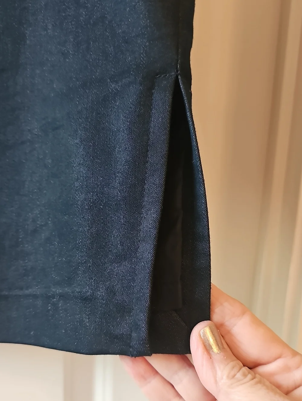 Mossino Pencil Skirt